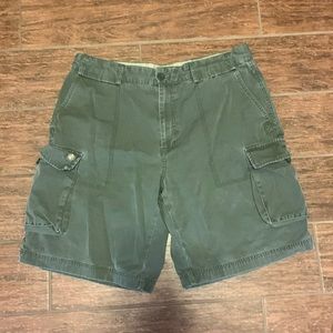 Izod Cargo Shorts size 36
